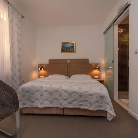 Lucica 4* Trogir