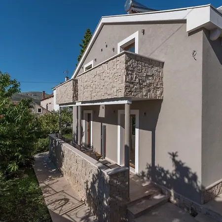 Lucica Guest house Trogir