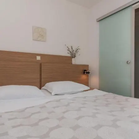 Lucica Guest house