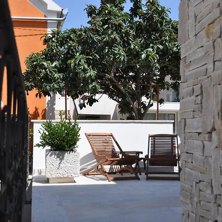 Guest house Lucica