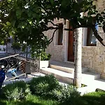 Lucica Guest house
