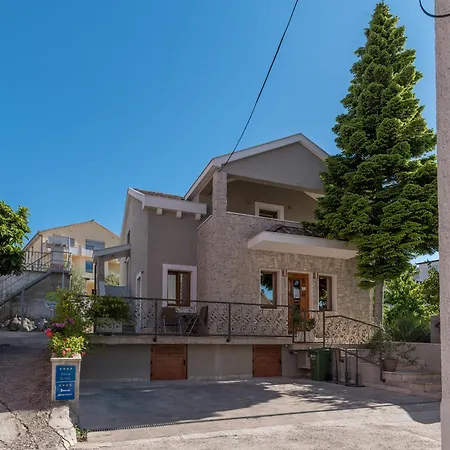 Lucica Maison d'hôtes