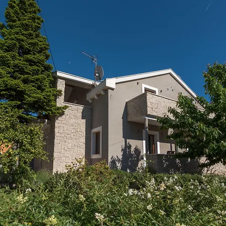 Maison d'hôtes Lucica 4*